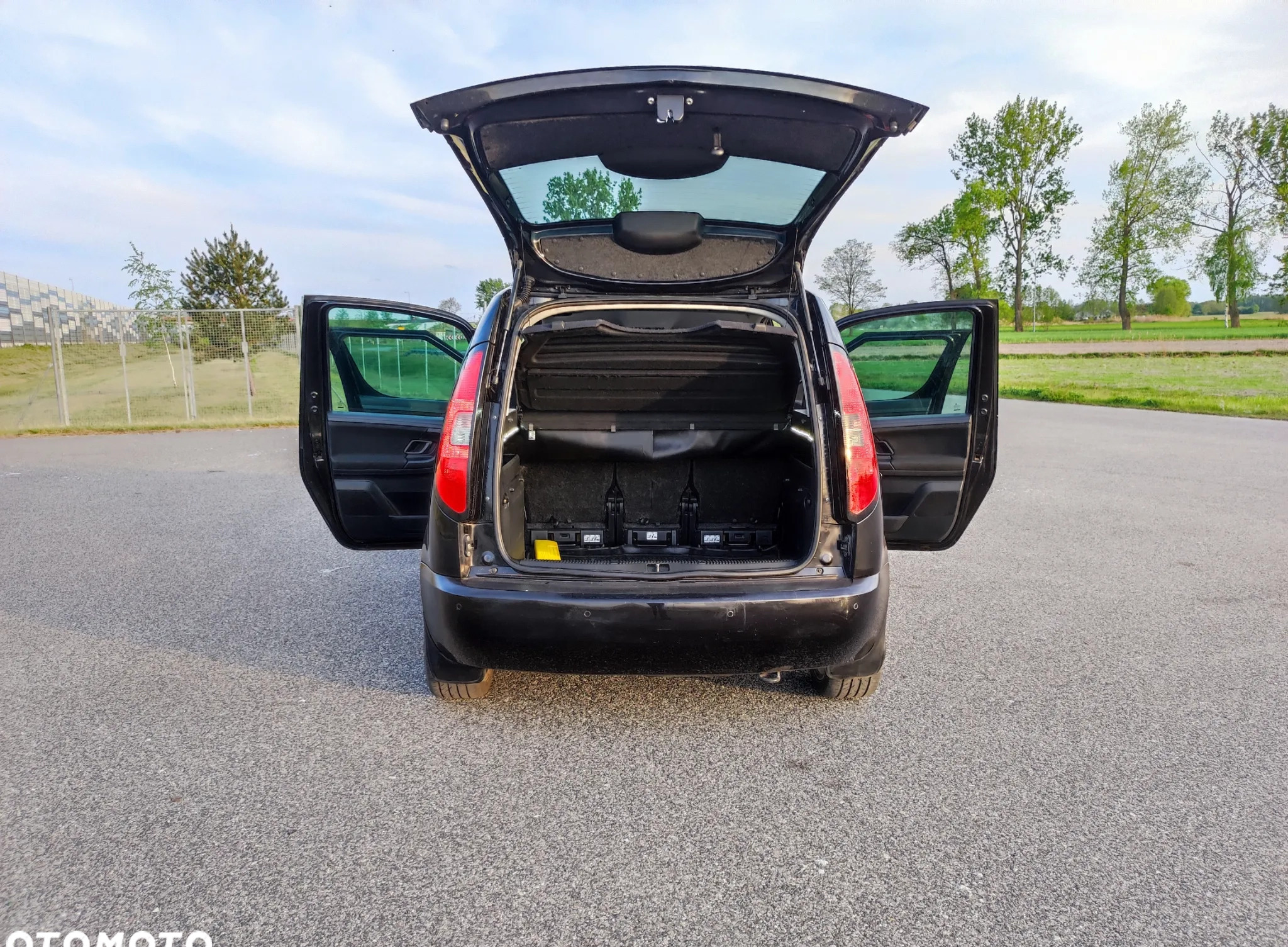 Skoda Roomster cena 28100 przebieg: 177200, rok produkcji 2015 z Łódź małe 562